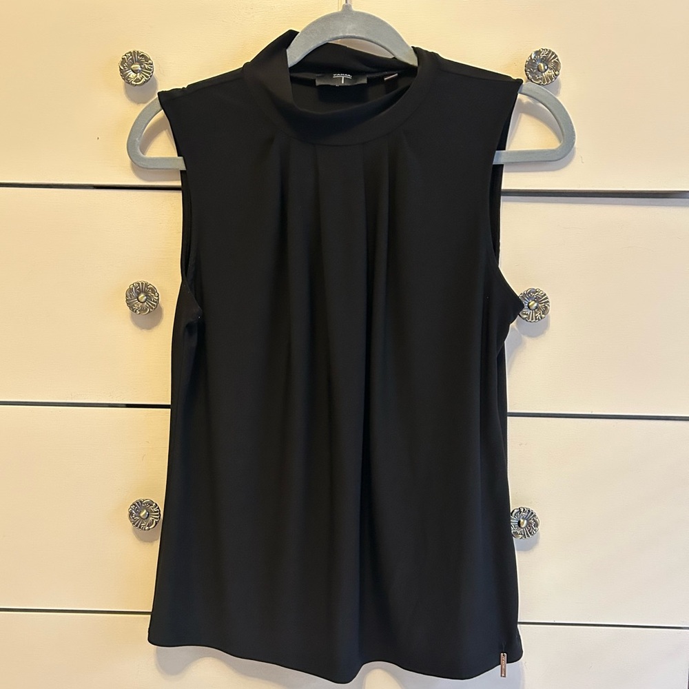 Tahari Black Sleeveless Blouse